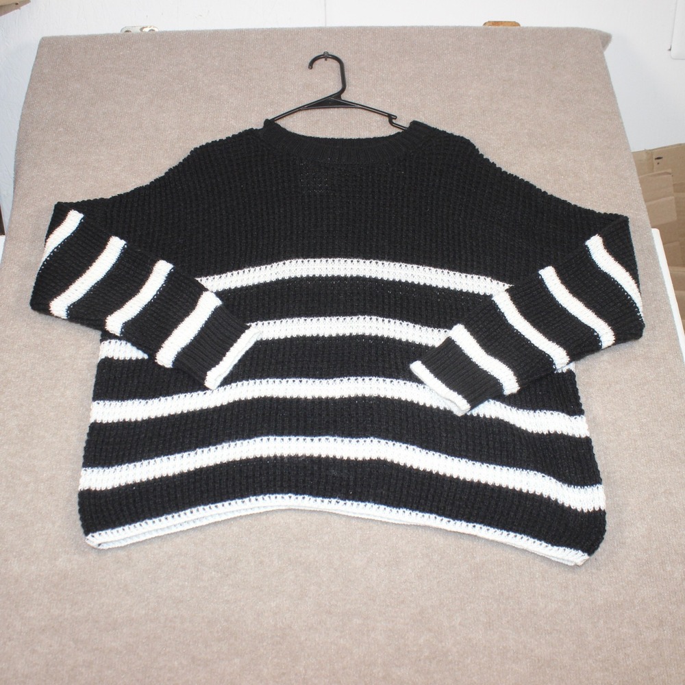 Rue21 Womens Black White Striped Knit Sweater Oversized Crew Neck Medium